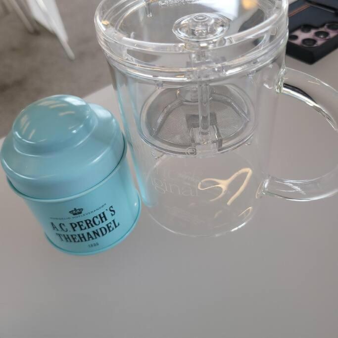 Blue Fever - Foreigner Only Apartment Seoul